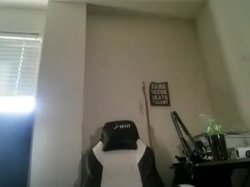 kelley_n_danny – webcam model profile photo Image 14