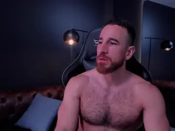 uwuxo – webcam model profile photo Image 5