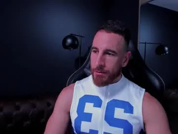 uwuxo – webcam model profile photo Image 8