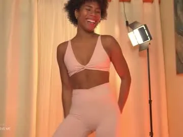 little_effy18_ chat room preview Image 15