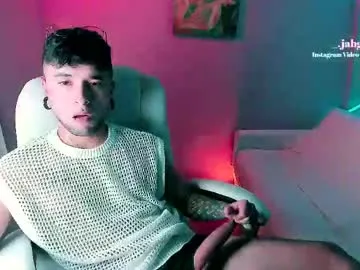 sareandrob – webcam model profile photo Image 12