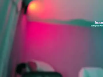 sareandrob – webcam model profile photo Image 9