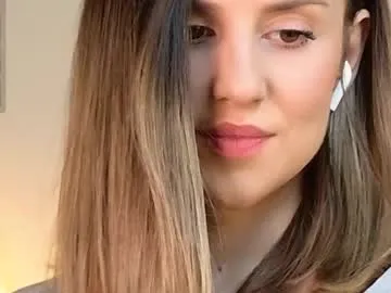 EmmaLush – webcam model profile photo Image 4