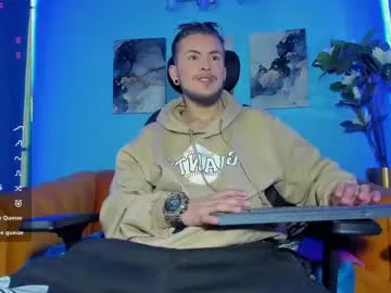 ronnie__g chat room preview Image 7