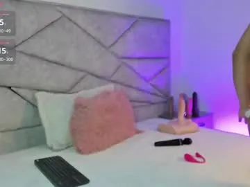 CelestialChloe chat room preview Image 15