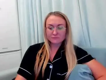 krisi_kiss – webcam model profile photo Image 17