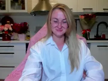 krisi_kiss – webcam model profile photo Image 19