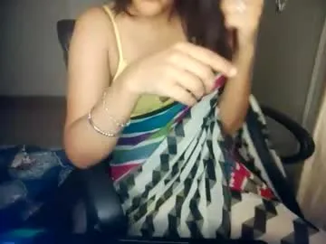 karlaowliam – webcam model profile photo Image 9