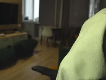 sareandrob – webcam model profile photo Image 11