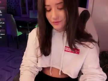 almafancy – webcam model profile photo Image 12