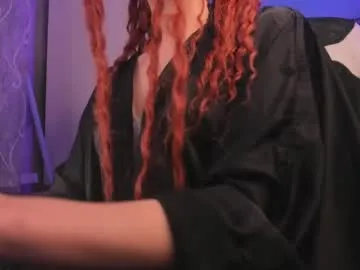 almafancy – webcam model profile photo Image 3