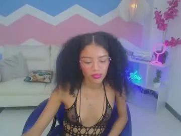 sara_ramirez0 chat room preview Image 2