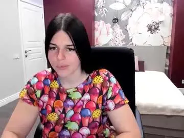 adrianaroush Image 4