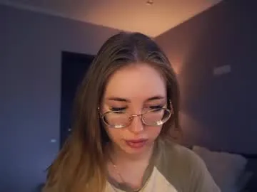 bella_hayes chat room preview Image 18