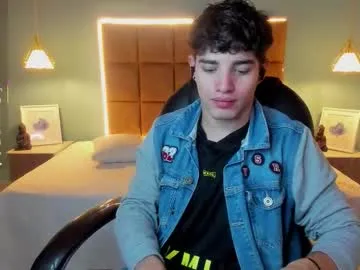 sareandrob – webcam model profile photo Image 19