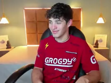 sareandrob – webcam model profile photo Image 8