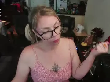 lana_fit – webcam model profile photo Image 6