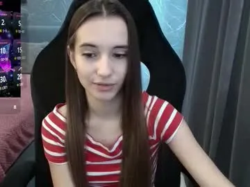 hinicky – webcam model profile photo Image 8