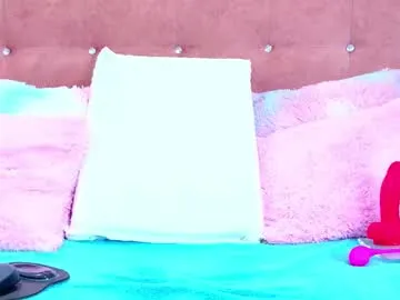 arinarhodes – webcam model profile photo Image 2