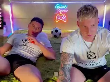 veroniqe_lounge chat room preview Image 8