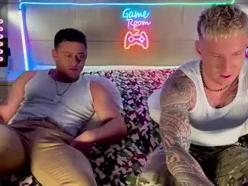 veroniqe_lounge chat room preview Image 9