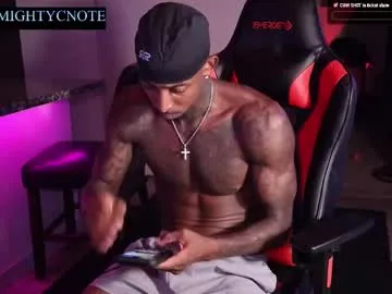 bella_stewartt – webcam model profile photo Image 7