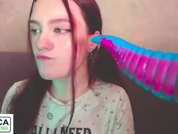 alyssa__scarlet Image 14