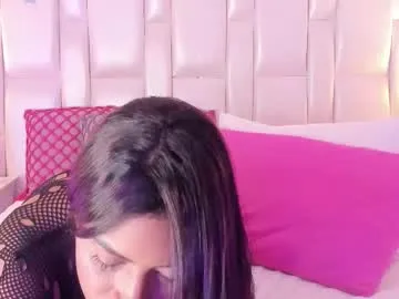 little_effy18_ chat room preview Image 4