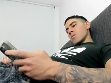 kelley_n_danny – webcam model profile photo Image 12