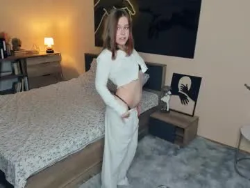 alicestark2 – webcam model profile photo Image 2