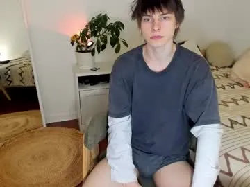 angelic_look chat room preview