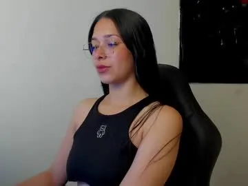 sherylov – webcam model profile photo Image 19