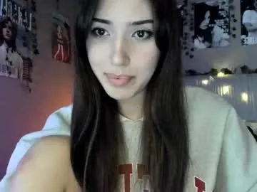 sareandrob – webcam model profile photo Image 12