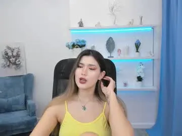 little_effy18_ chat room preview Image 18