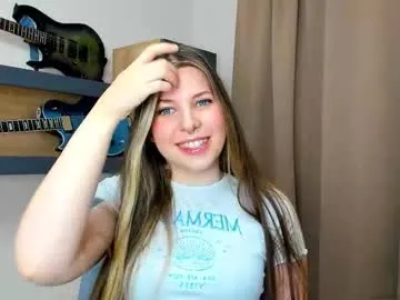 bridgetbottrell – webcam model profile photo Image 19