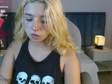 april__bunny chat room preview