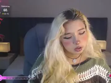 christianlevine_ chat room preview Image 10