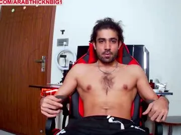 milly_shy – webcam model profile photo Image 3