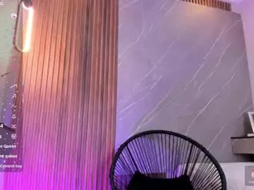 bridgetbottrell – webcam model profile photo Image 2