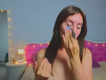 ariana_petite Image 10