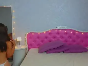 ariana_petite Image 17