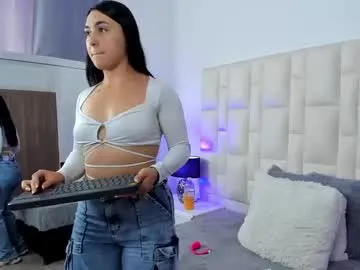 amazing_bitch chat room preview Image 18