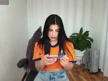 sunnyhathcox – webcam model profile photo Image 3