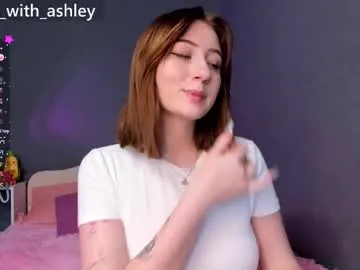 LedaBun – webcam model profile photo Image 7