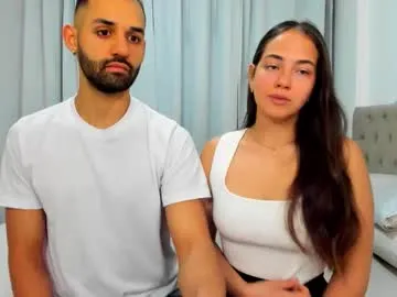 thifa2x – webcam model profile photo Image 15