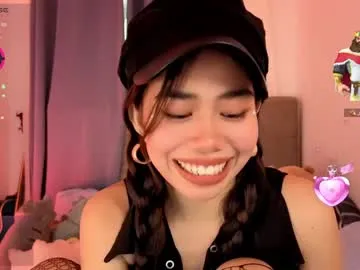 sherylov – webcam model profile photo Image 5