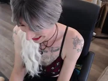 little_effy18_ chat room preview Image 7