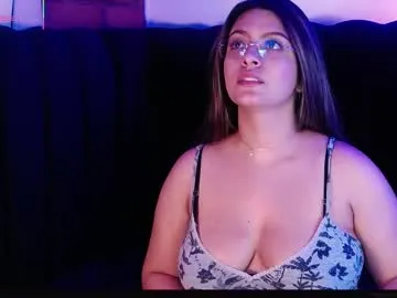 naty_model25 – webcam model profile photo Image 2