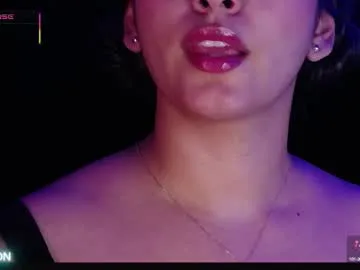 naty_model25 – webcam model profile photo Image 9