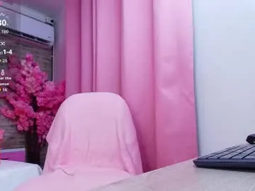 queenafina – webcam model profile photo Image 19